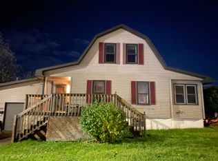 405 Prairie St, Mauston, WI 53948