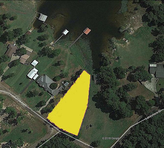 2nd image of 2020 Lakeshore Dr