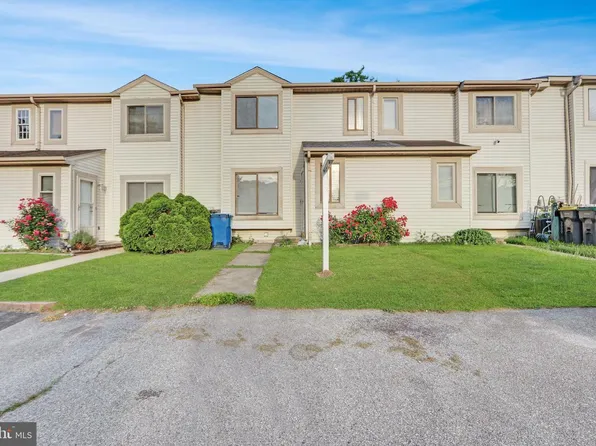 5 Liborio Ln, New Castle, DE 19720