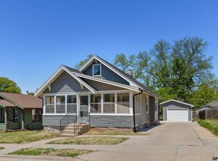 6030 Pine St, Omaha, NE 68106