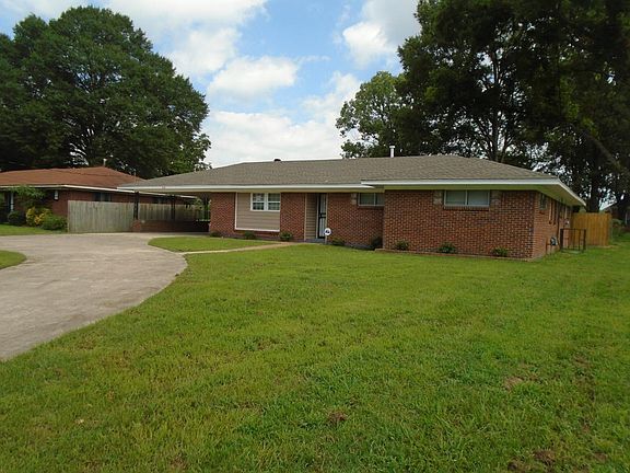 2nd image of 868 Whitehaven Ln