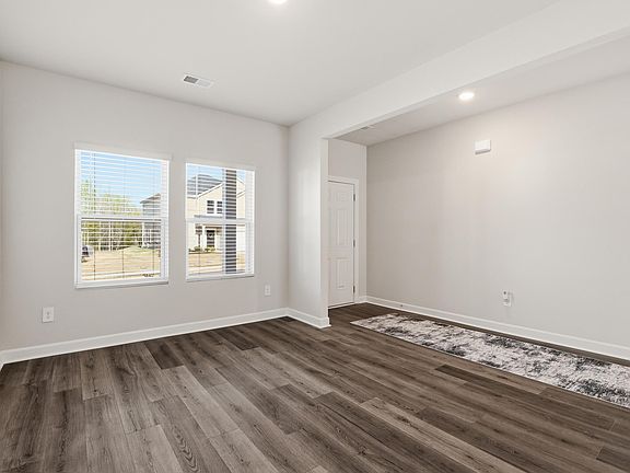 5th image of 224 Merriweather Way