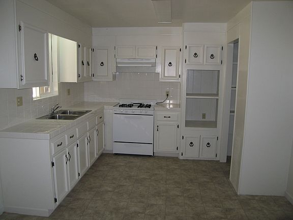 5th image of 31133 Rebel Hill Ln
