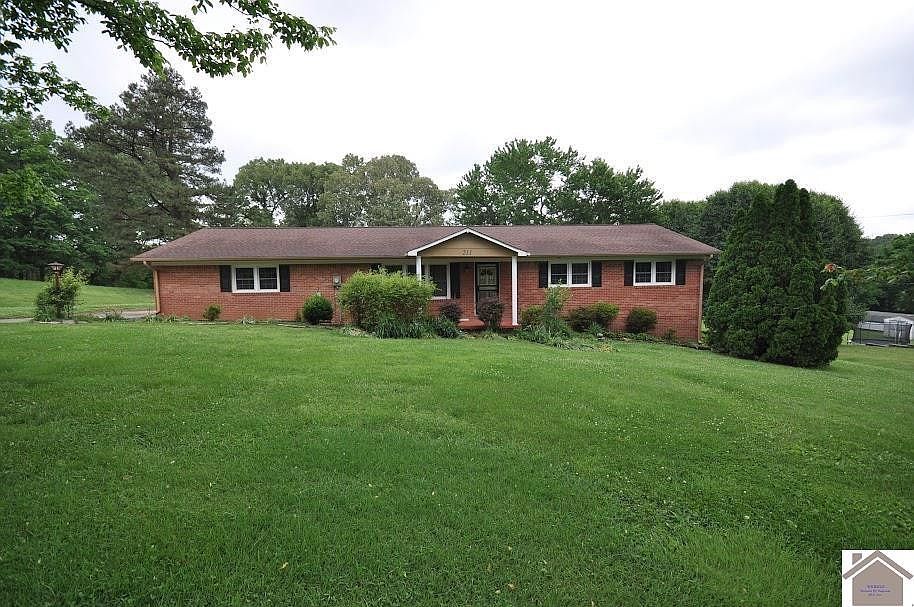 1st image of 211 Summit Dr