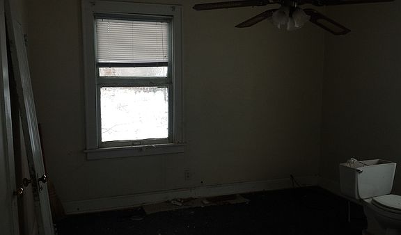2nd image of 2838 Bales Ave