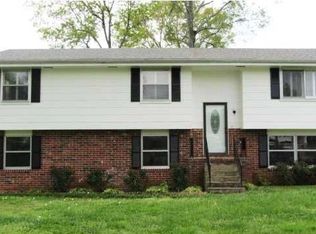 2 Dogwood Dr, Fort Oglethorpe, GA 30742