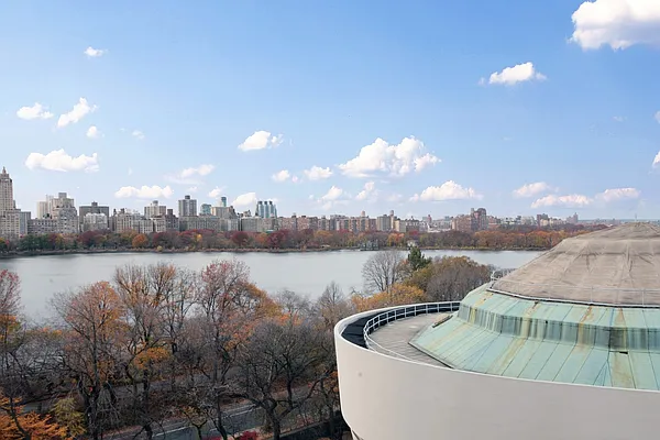 Sold by Corcoran | media 16