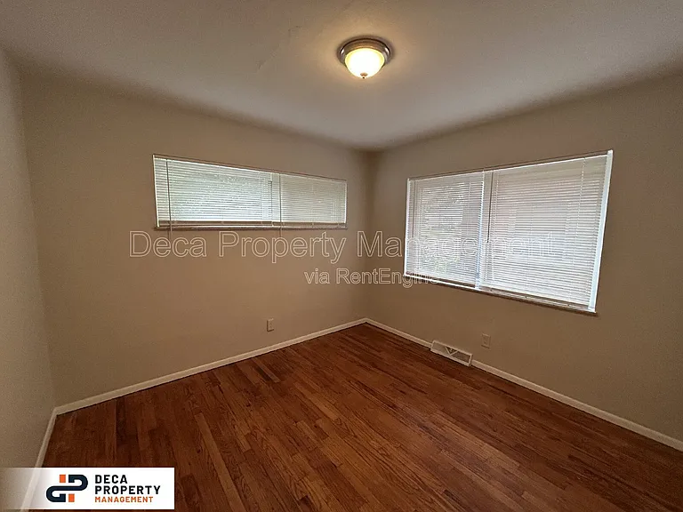440 Eichelberger St #A — Photo 8