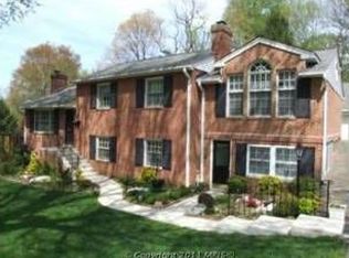 3811 Chanel Rd, Annandale, VA 22003