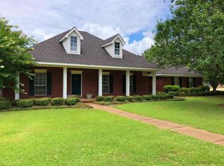 185 Amanda Dr, Columbus, MS 39702