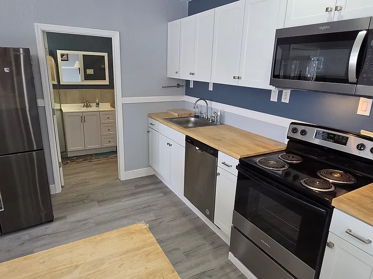 4144 Camelia Dr — Photo 20