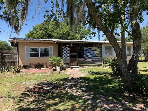 2nd image of 601 N Plant Ave