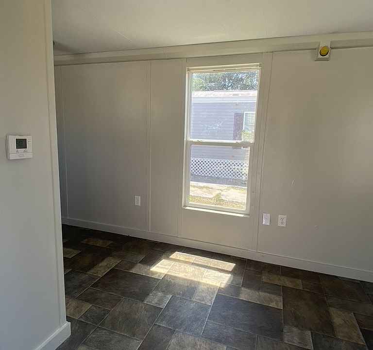 Kings Manor 1700 N 1st St Kingsville TX Zillow