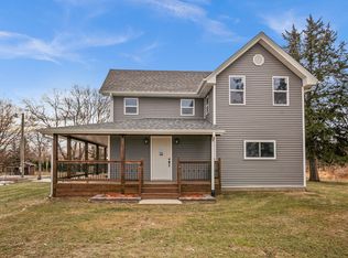 2402 N 41st Rd, Sheridan, IL 60551