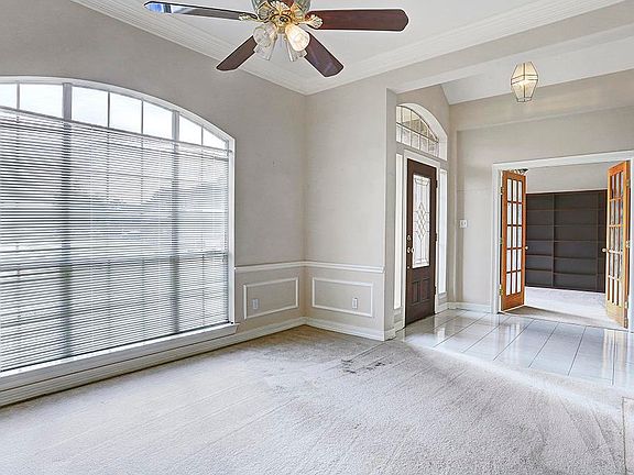 4th image of 3223 Truesdale Dr