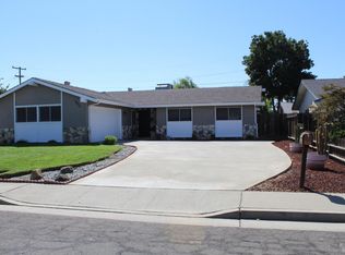 1025 Aspen Ln, Lemoore, CA 93245