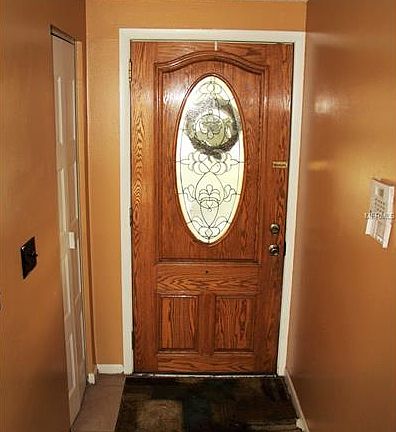 3rd image of 915 Hillrise Dr