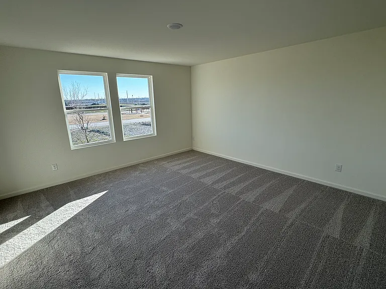 219 Savannah Way — Photo 22