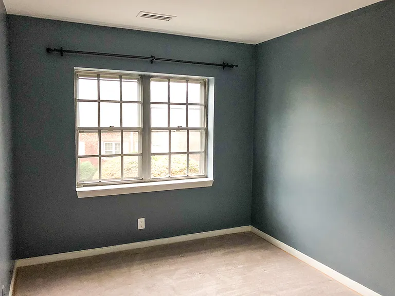 103 Lake Shore Rd #2 — Photo 9