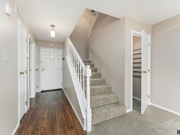 3rd image of 1108 W 57th St APT 103B