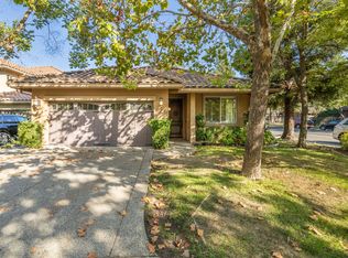5913 Oak Ave, Carmichael, CA