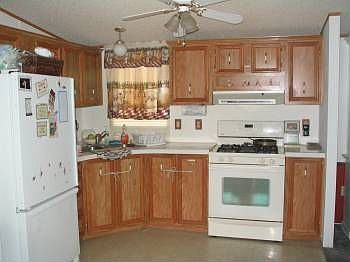 4th image of 210 Horseshoe Dr