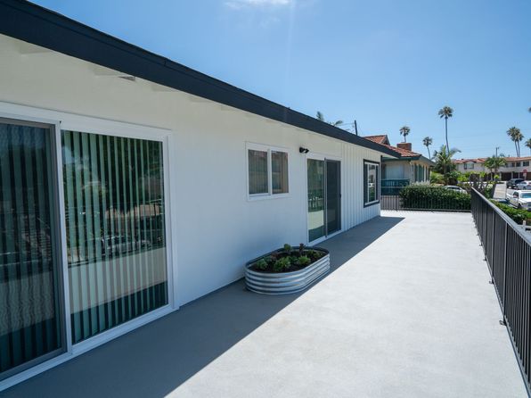 241 Avenida Pelayo #239