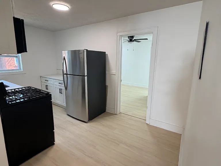1336 Sharon St NW — Photo 15