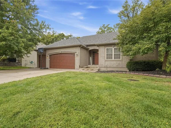 9038 N Saint Clair Ave, Kansas City, MO 64154