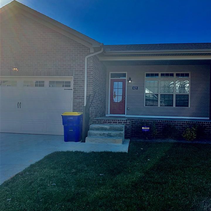 1st image of 825 Denzil Ave