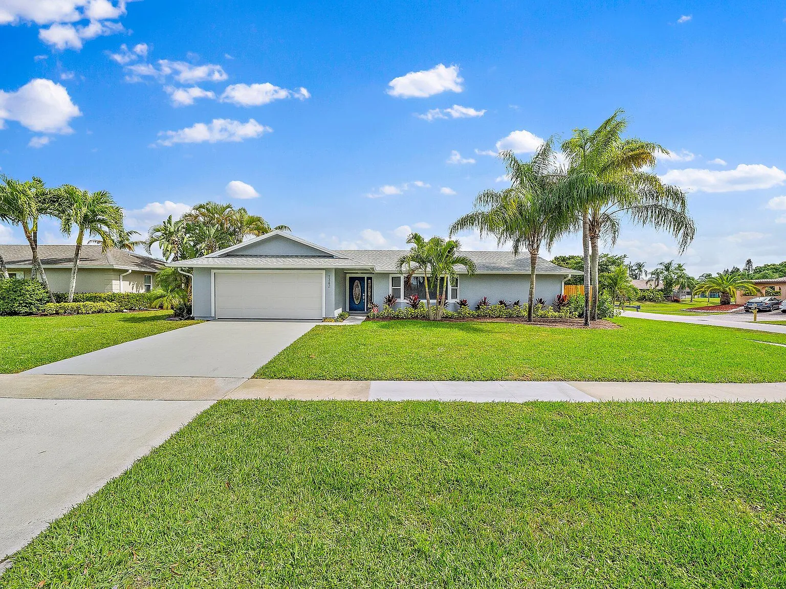 4 bed, 2.0 bath, 2652 sqft, $8,000 — Photo 1