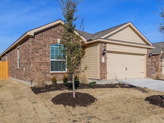 3rd image of 1202 Lombardy Dr