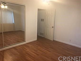 5th image of 504 W Queen St #5