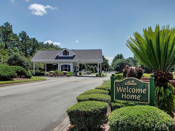 3rd image of 9929 Watermark Ln W