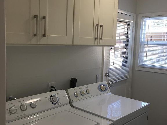 5th image of 2725 Alma St