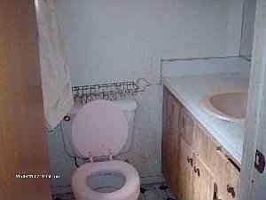 4th image of 2494 22nd St