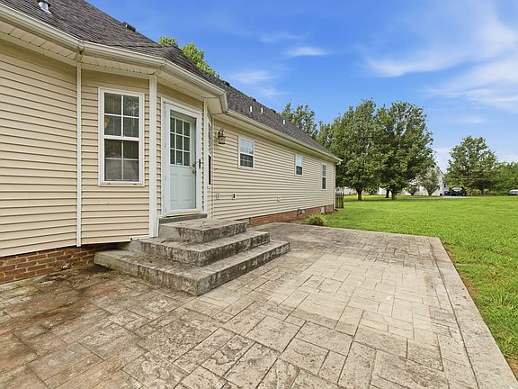 4th image of 157 Millwood Dr