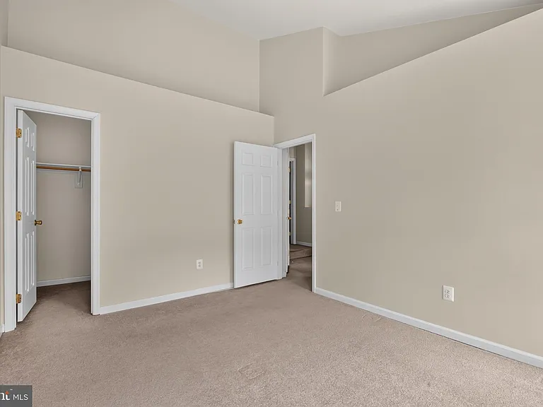 5166 Ballycastle Cir — Photo 34