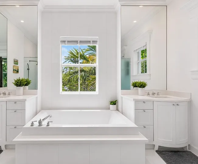 425 N Shore Dr — Photo 5