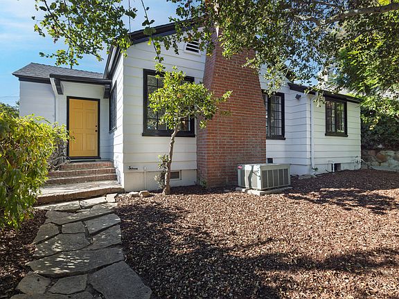 3rd image of 425 E Padre St