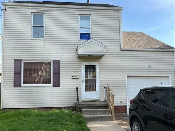 2824 9th St NW, Canton, OH 44708