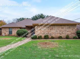7825 Silveridge Dr, Fort Worth, TX 76133