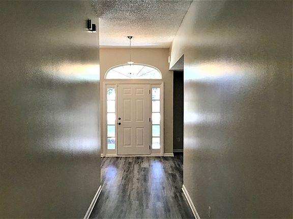 2nd image of 101 N Lake Cunningham Ave