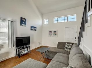 2200 Rosewood Ave #D, Austin, TX 78702