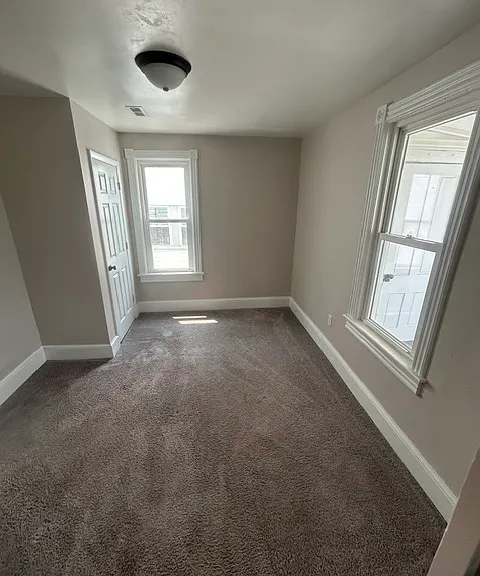 4 S Main St #2/3 — Photo 8