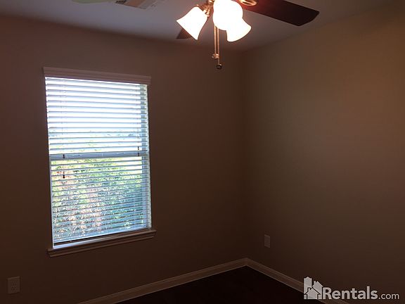 5th image of 858 Darbydale Crossing Ln