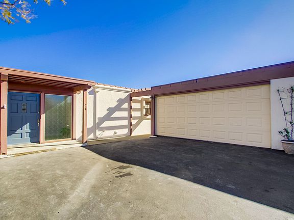 3rd image of 3621 Vista Campana S Unit 67