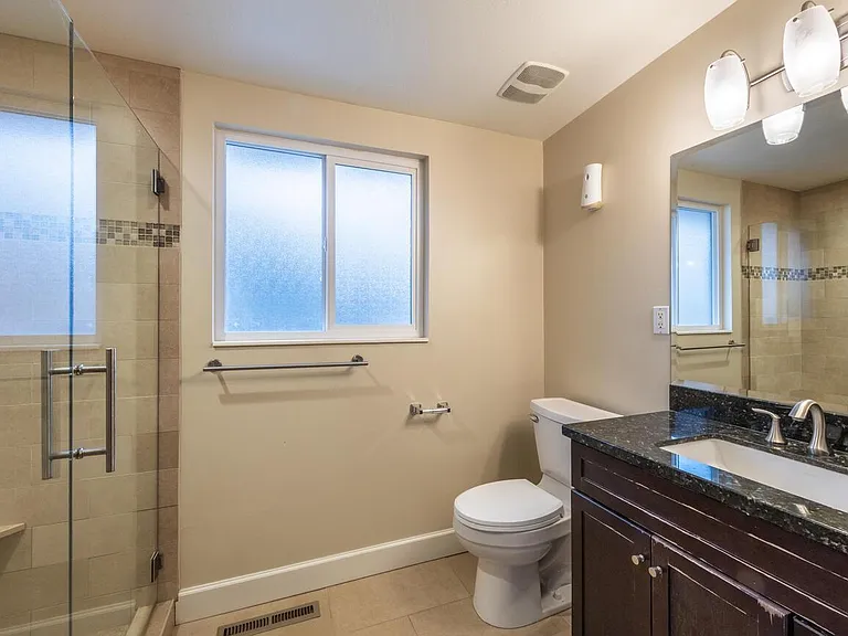 4327 S 2900 E — Photo 16