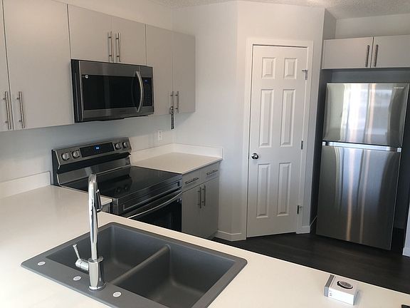 5th image of 9810 227th St NW