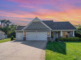 1198 Woodfield Trl, Hemlock, MI 48626